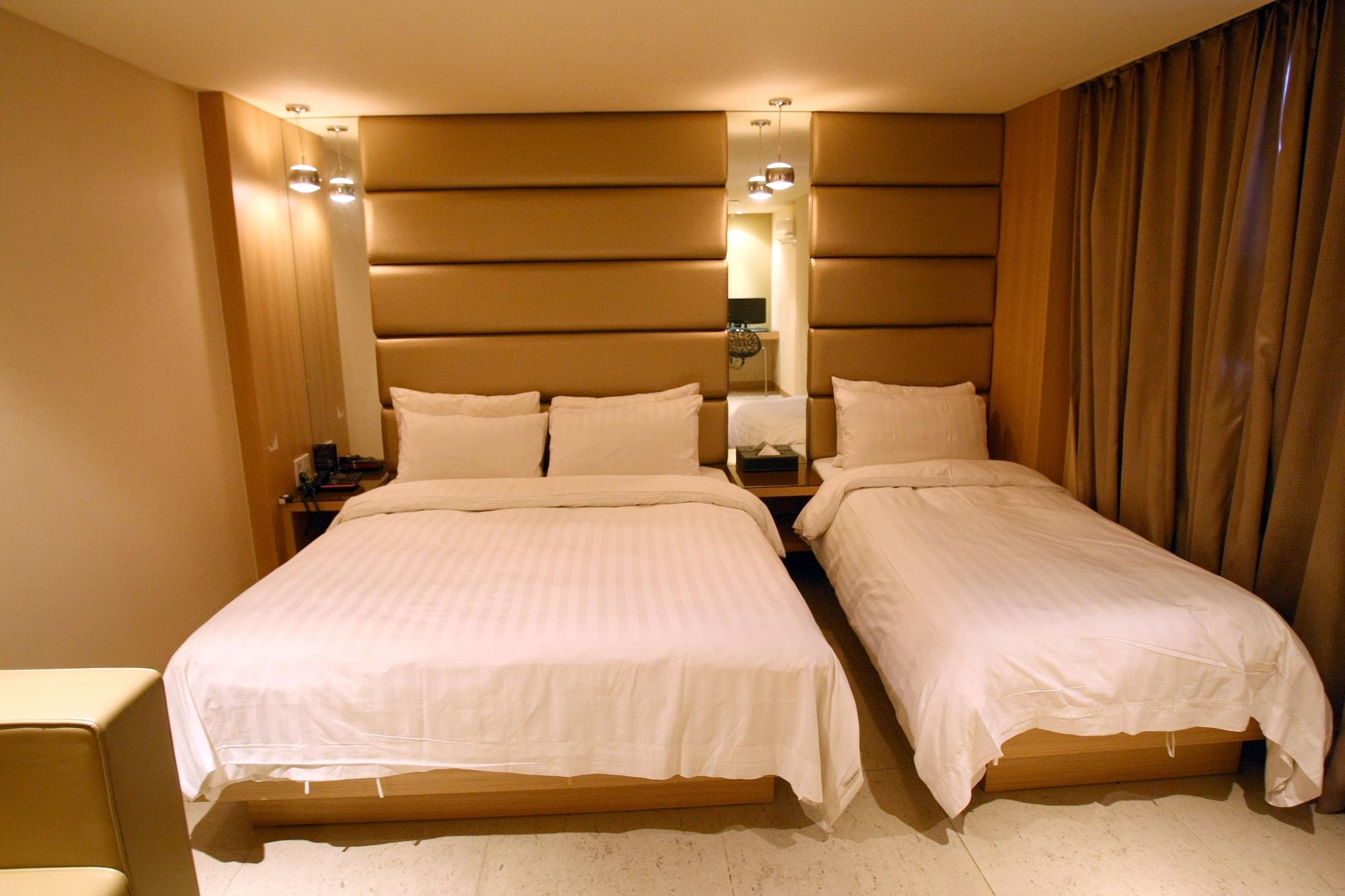 Hotel The California Seocho Seoul