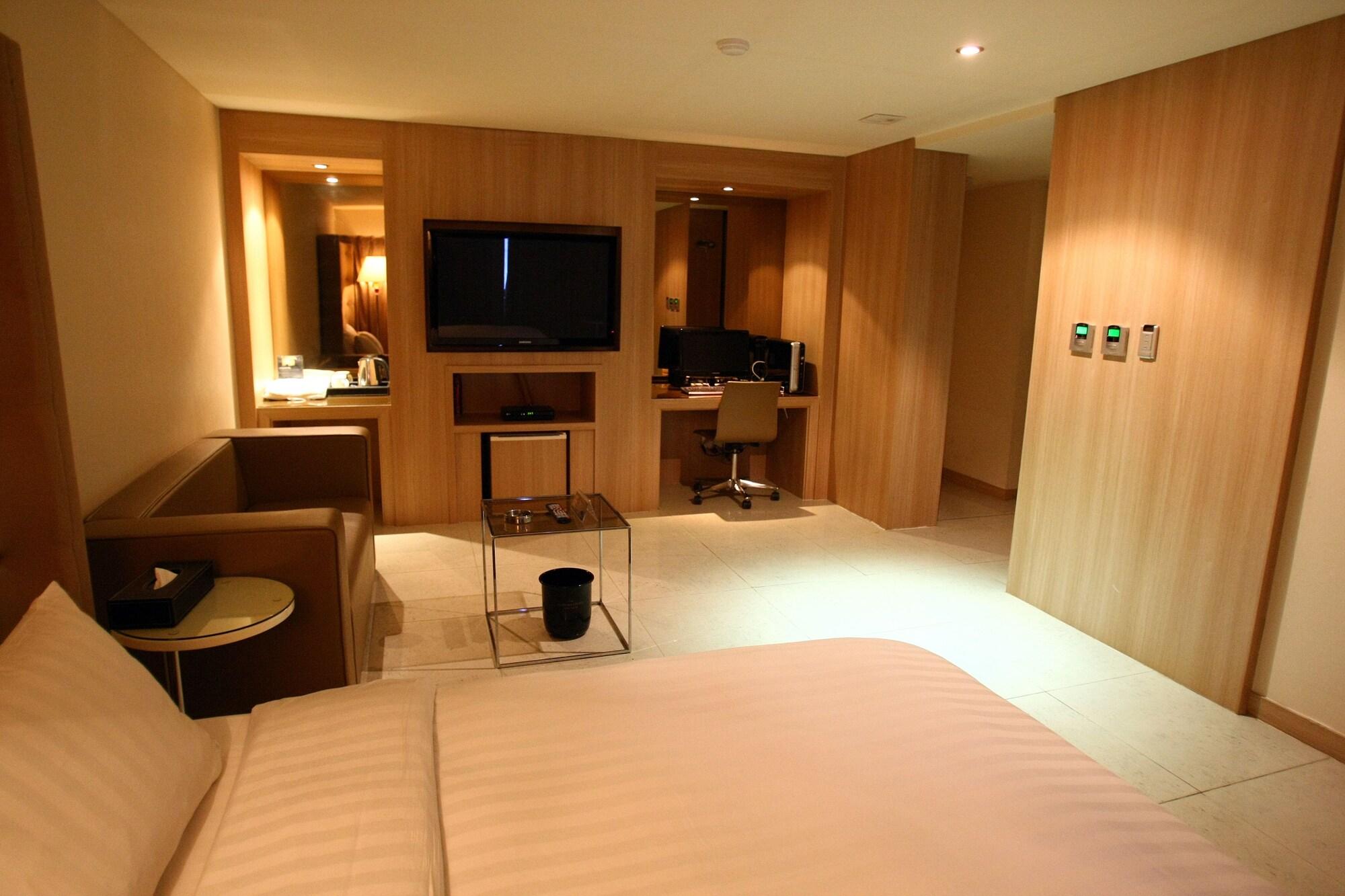 The California Seocho