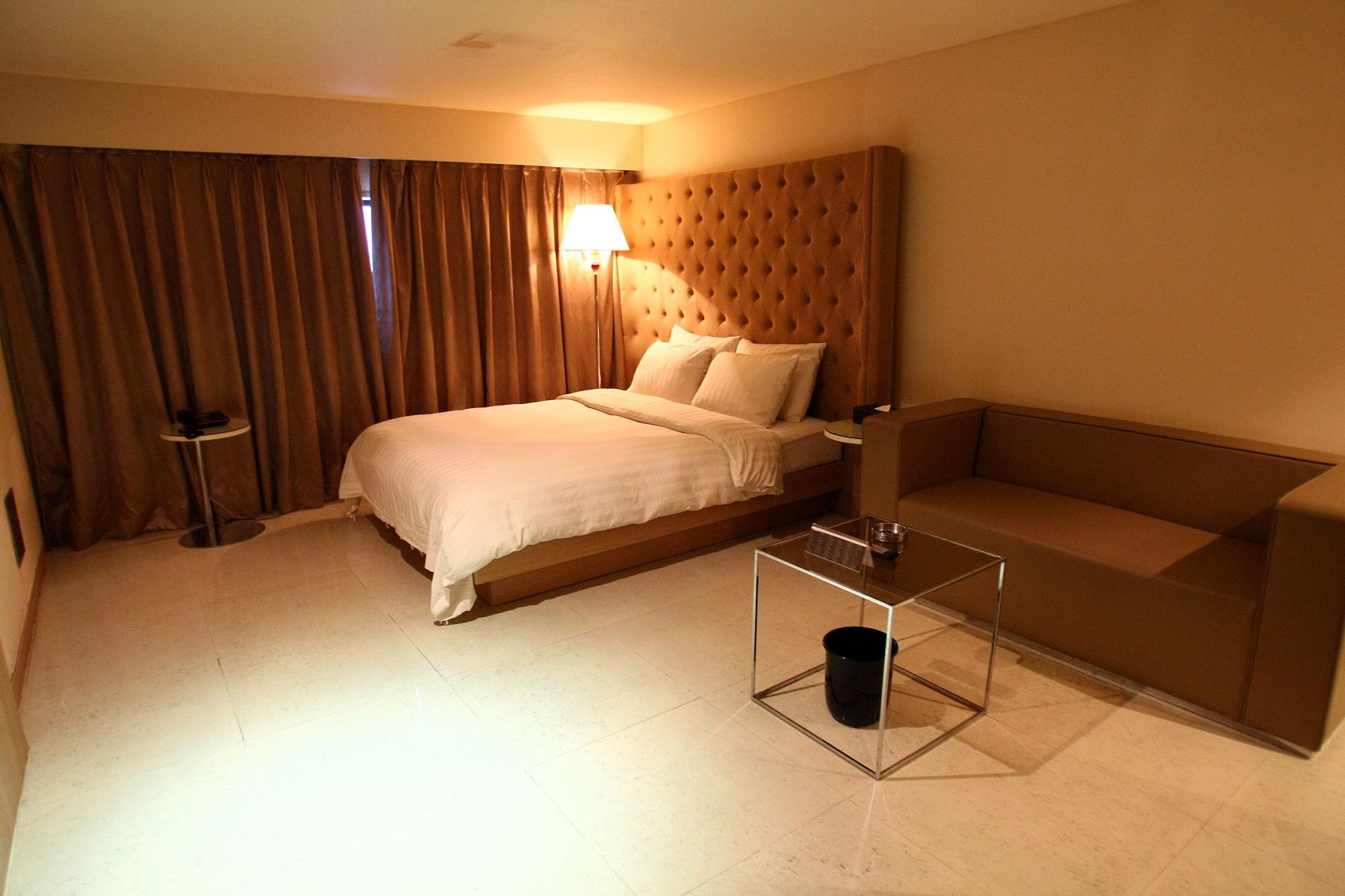 The California Seocho 3* Seoul