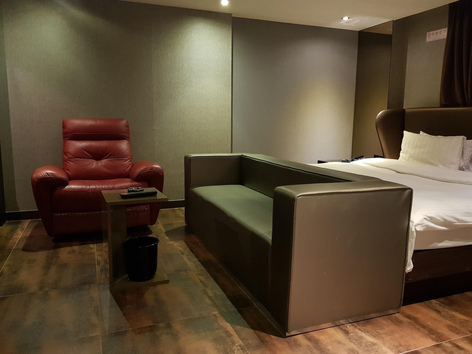The California Seocho Hotel 3*